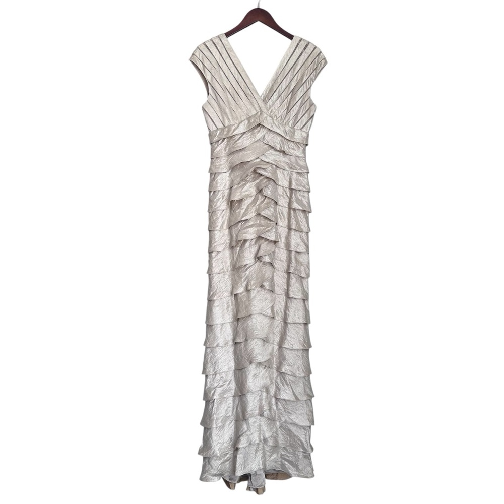 David's Bridal Champagne Tiered Ruffle Maxi Gown Old Hollywood Glam Formal Prom